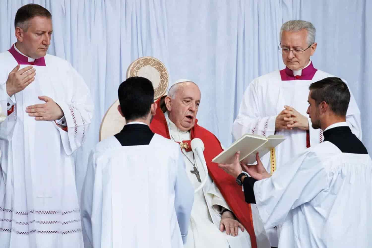 Celebra Papa Francisco primera misa masiva en Canadá BCO Noticias